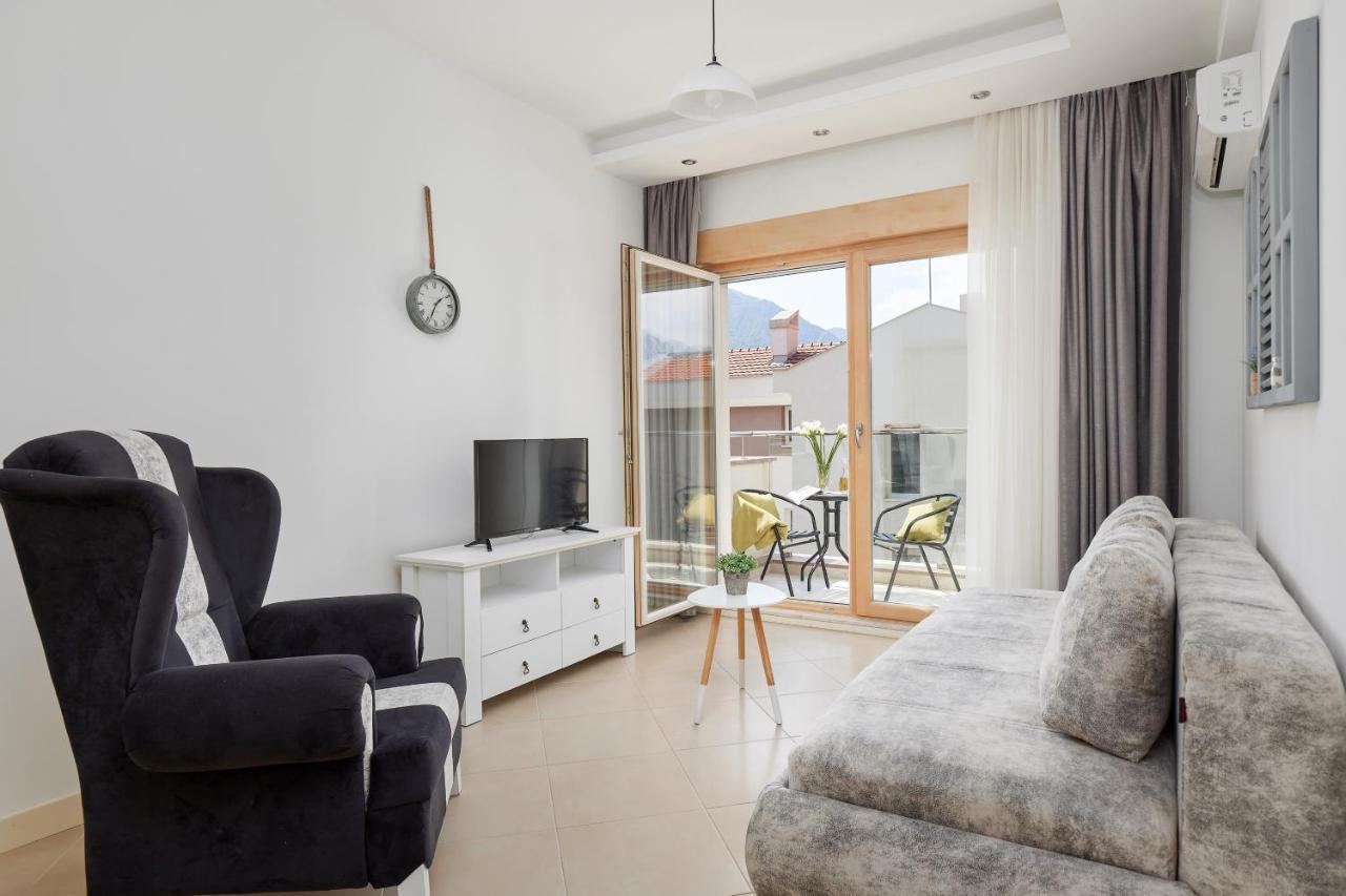 M&M&M Apartments Kotor Dış mekan fotoğraf